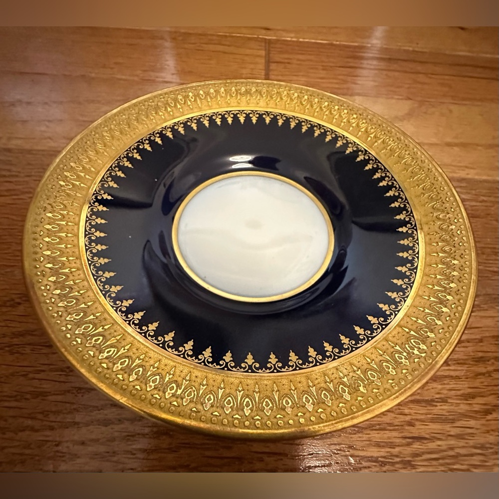 Limoges Unic 12 Rue Paris Incrustation Cobalt and Gold Demitasse Cup Set - Picture 5 of 5